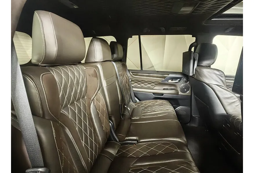 Lexus LX 570 AT (367 л.с.) Серый в АВИЛОН. Слайд №15