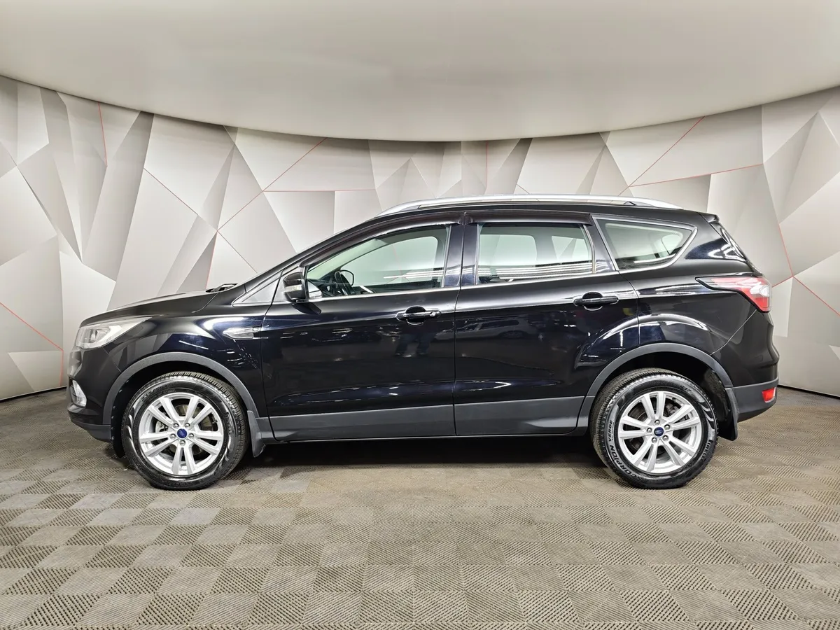 Ford Kuga 2.5 AT (150 л.с.) Trend Черный в АВИЛОН. Слайд №5