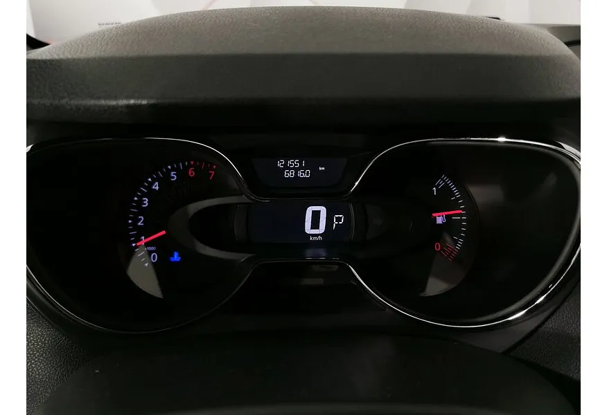 Renault Kaptur 2.0 AT AWD (143 л.с.) Белый в АВИЛОН. Слайд №18