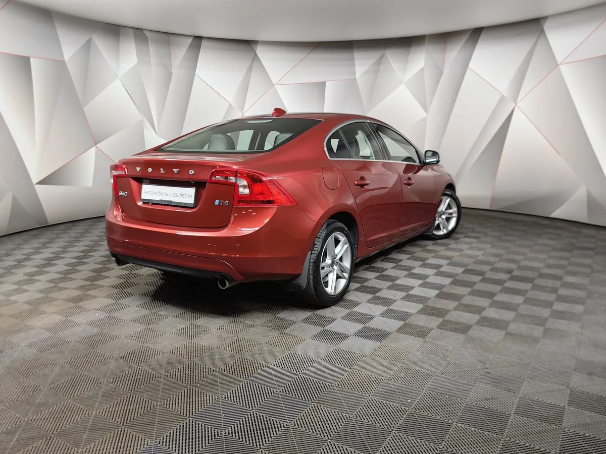 Volvo S60 2.0 T4 AT (180 л.с.) Summum Красный в АВИЛОН. Слайд №2