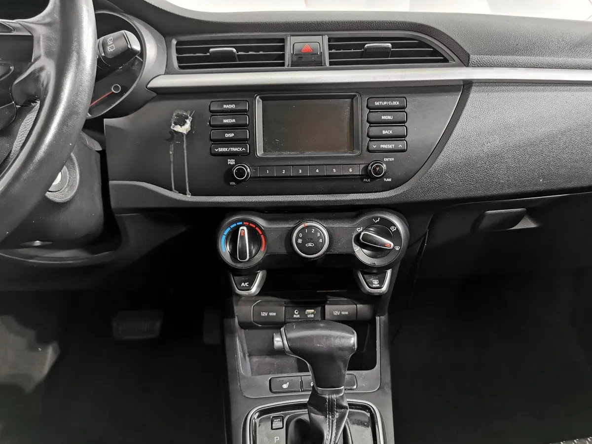 Kia Rio X-Line 1.6 AT (123 л.с.) Comfort Белый в АВИЛОН. Слайд №14