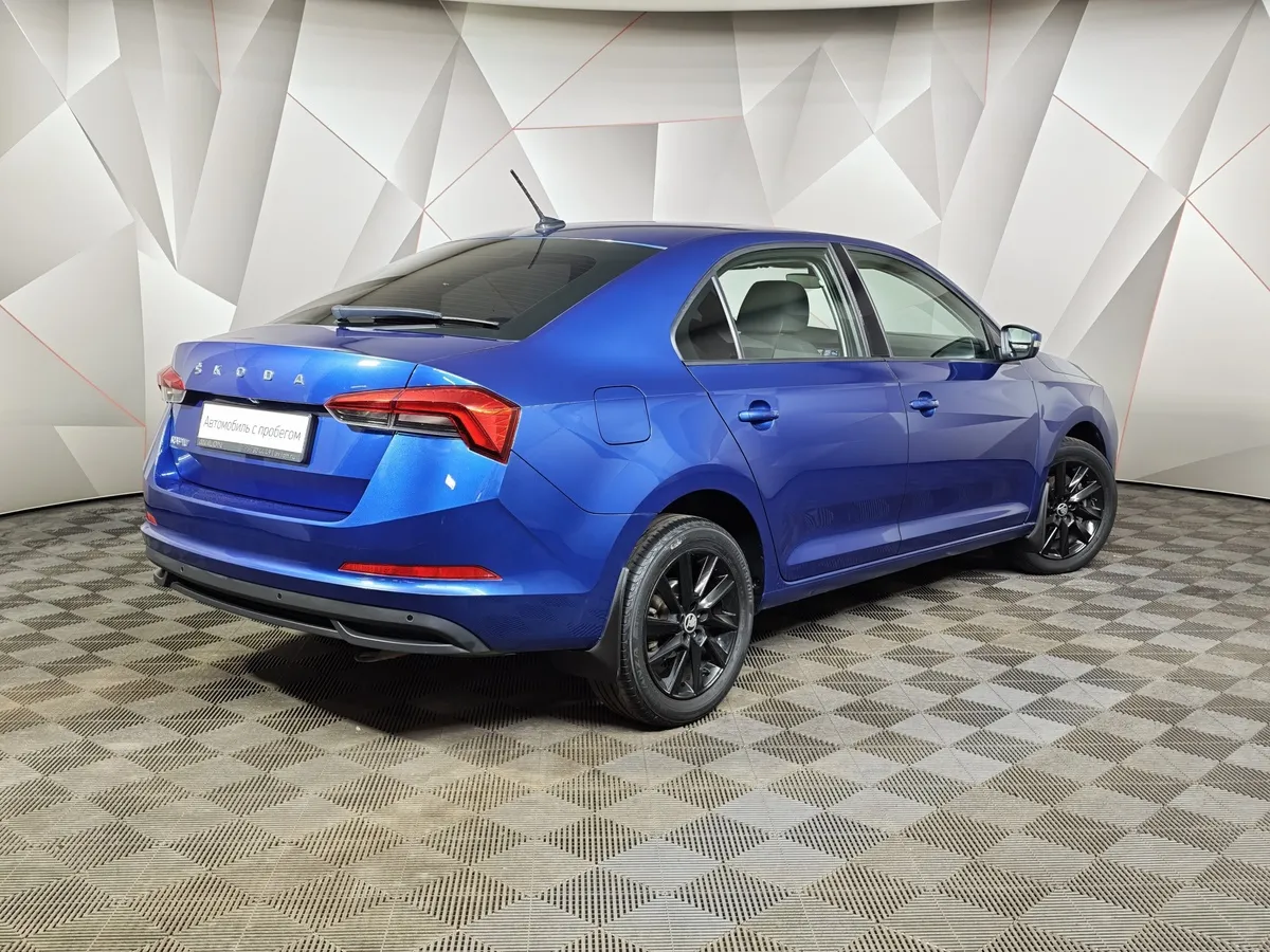 Skoda Rapid 1.4 DSG (125 л.с.) Ambition Синий в АВИЛОН. Слайд №2