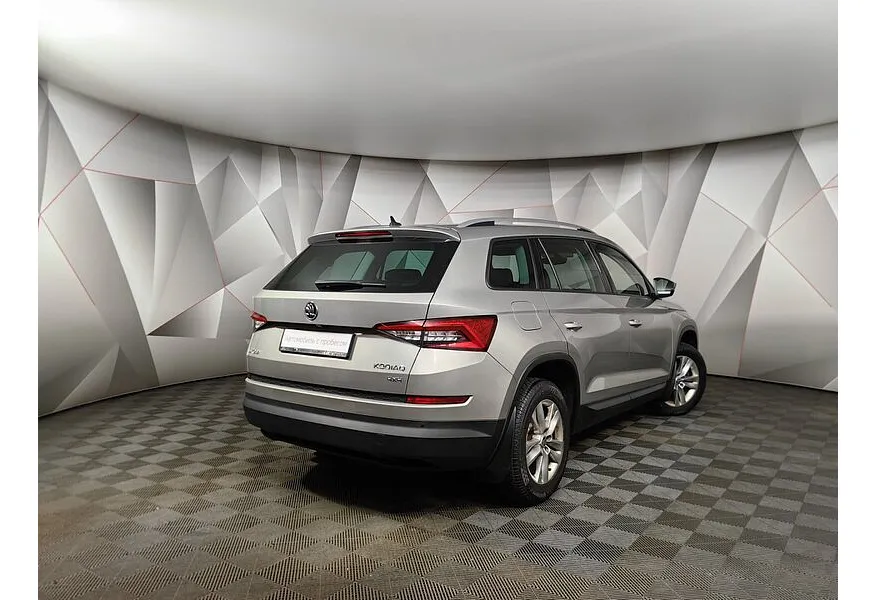 Skoda Kodiaq 1.4 TSI DSG 4X4 (150 л.с.) Бежевый в АВИЛОН. Слайд №8