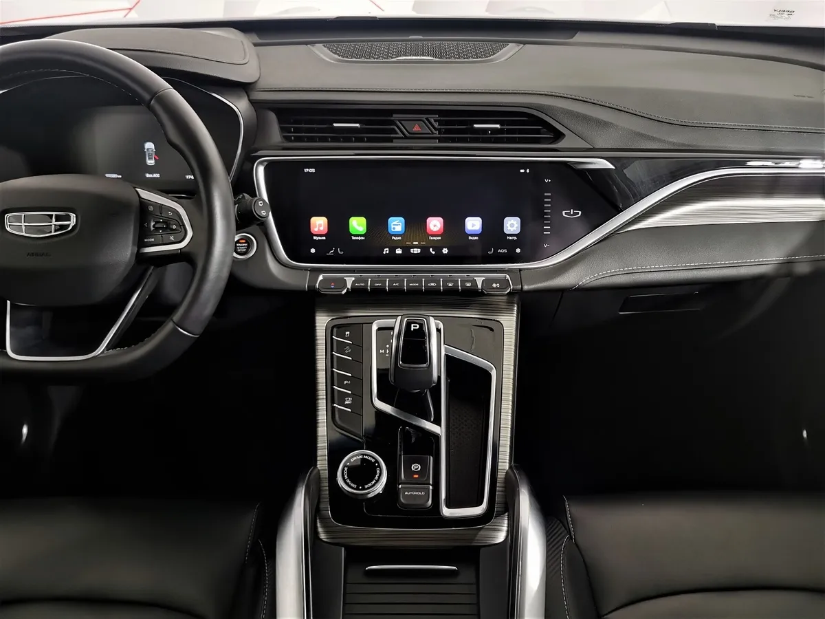 Geely Atlas Pro 1.5T 7DCT AWD (177 л.с.) Flagship+ Серый в АВИЛОН. Слайд №14