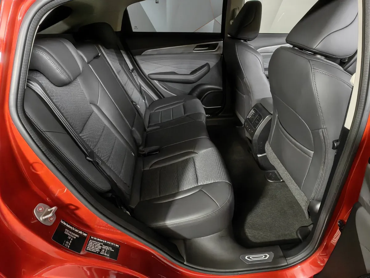 Haval F7x 1.5T AWD 7DCT (150 л.с.) Elite Красный в АВИЛОН. Слайд №16