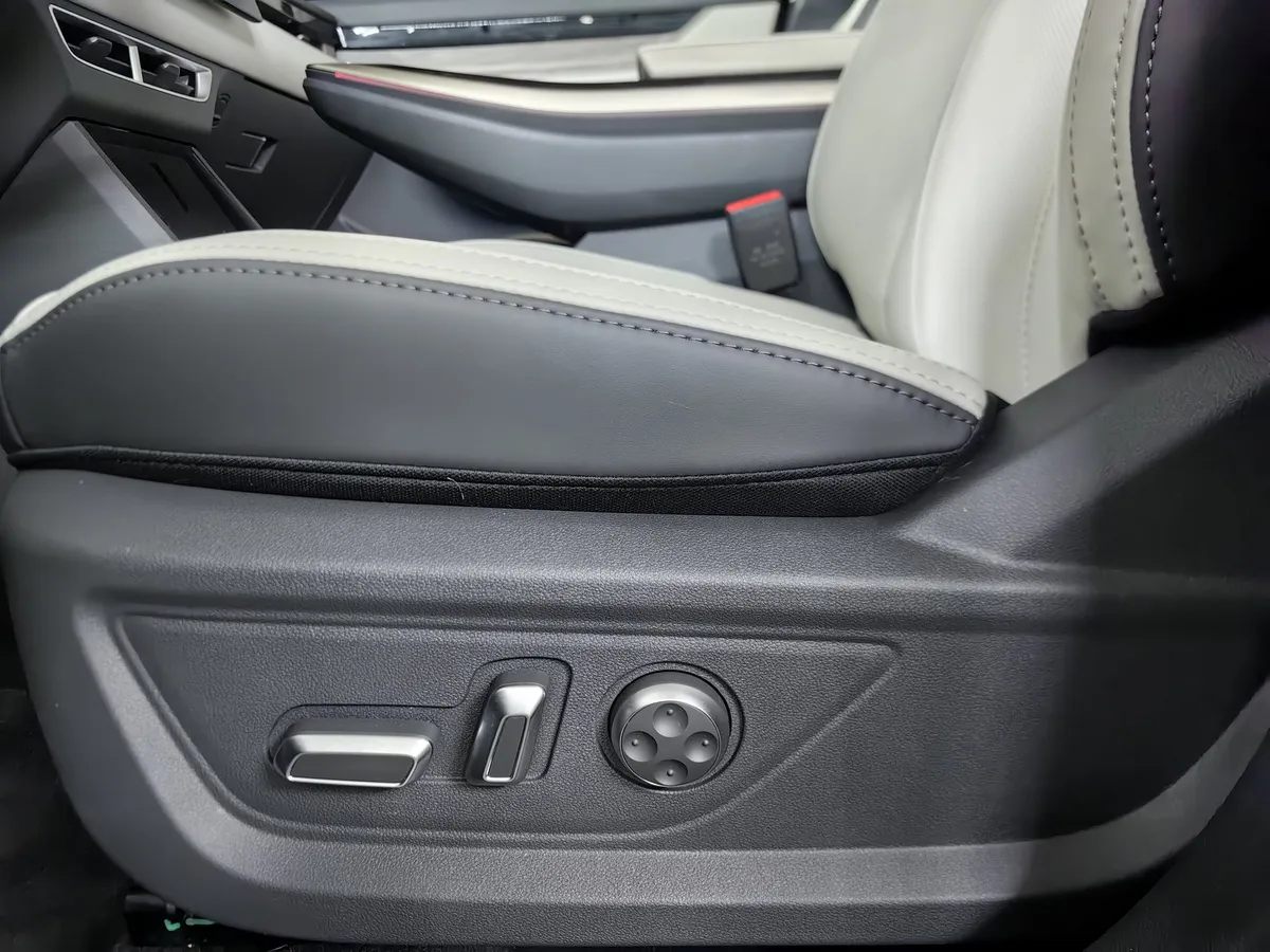 JETOUR Dashing 1.6T 7DCT 2WD (190 л.с.) Luxury Зеленый в АВИЛОН. Слайд №23