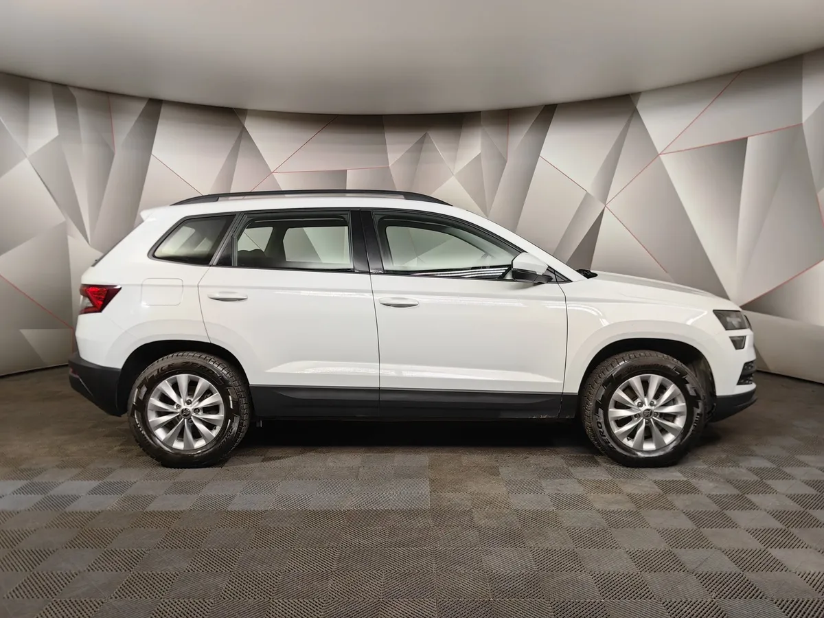 Skoda Karoq 1.4 AMT AWD (150 л.с.) Ambition Белый в АВИЛОН. Слайд №6