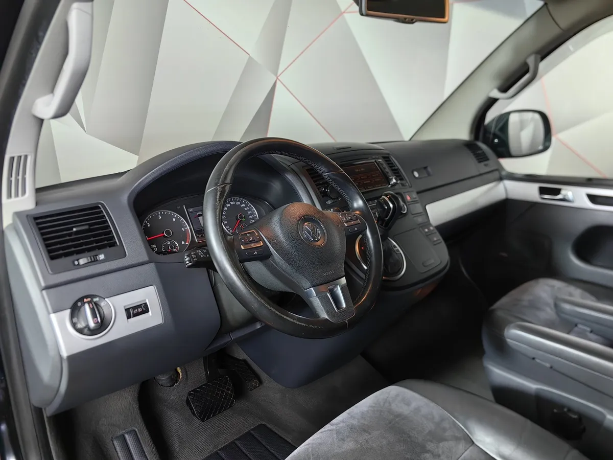 Volkswagen Multivan 2.0 BiTDI DSG 4Motion (180 л.с.) Highline Черный в АВИЛОН. Слайд №18
