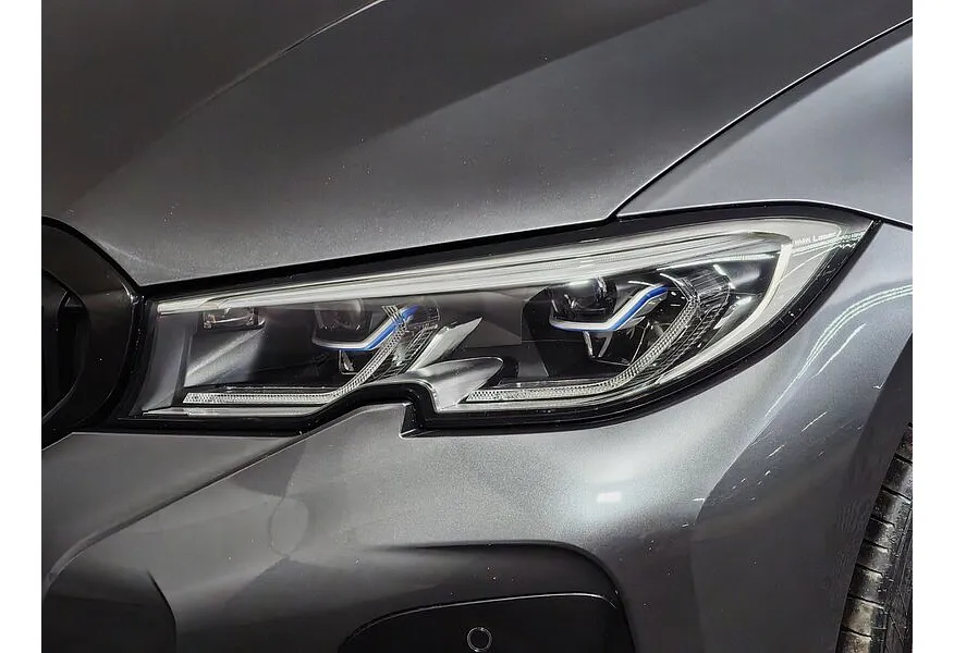 BMW 3 серия 320d xDrive (190 л.с.) M Sport Pro Серый в АВИЛОН. Слайд №8