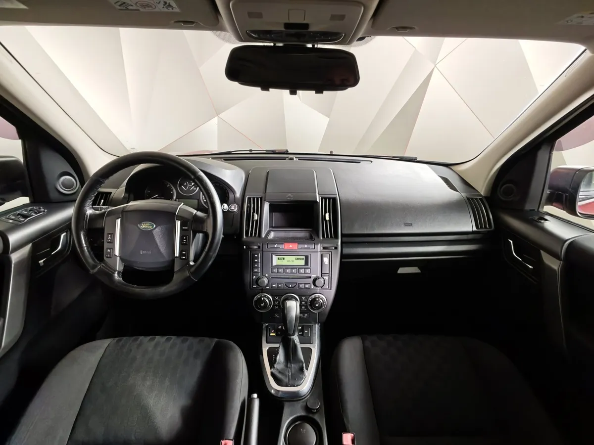 Land Rover Freelander 2.2 TD AT (160 л.с.) Красный в АВИЛОН. Слайд №14