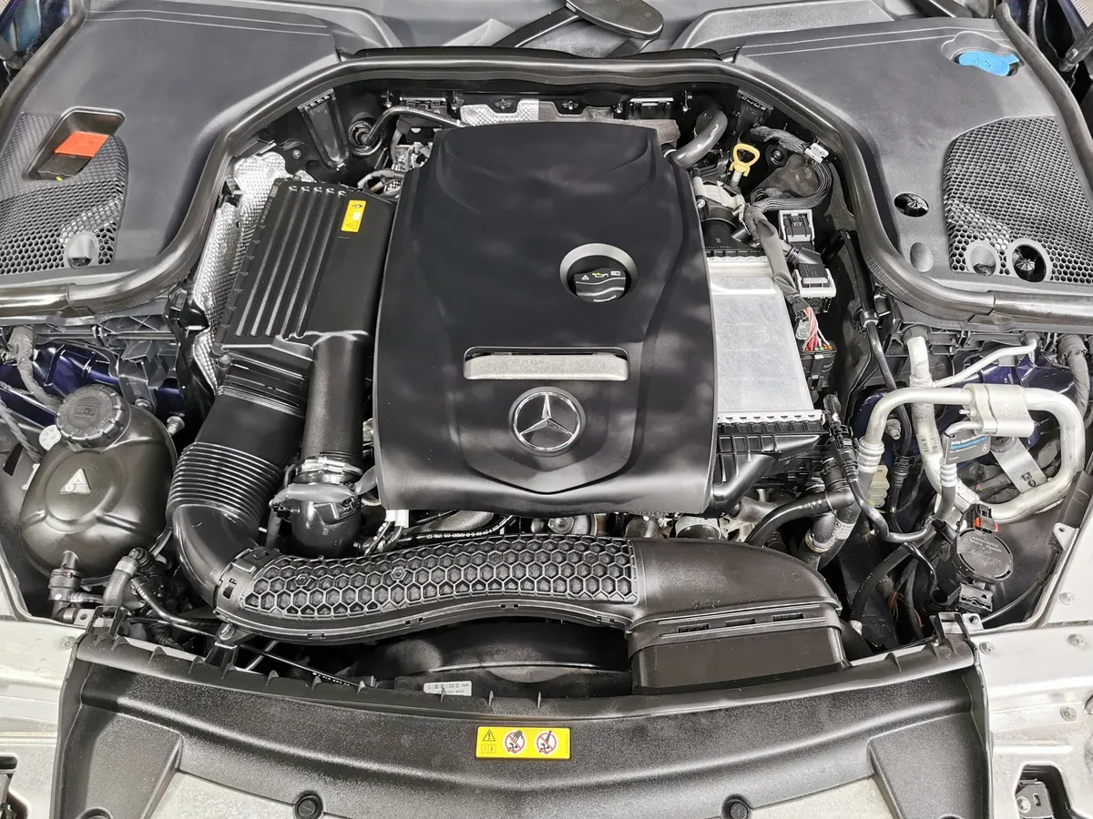 Mercedes-Benz E-Класс E 200 9G-TRONIC (197 л.с.) Синий в АВИЛОН. Слайд №11