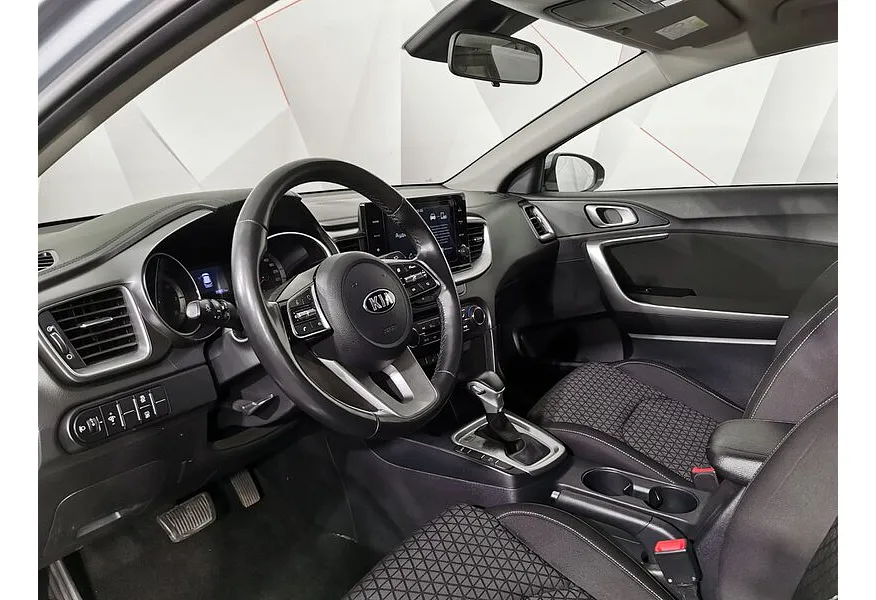 Kia Ceed 1.6 MPI AT (128 л.с.) Comfort Серый в АВИЛОН. Слайд №19