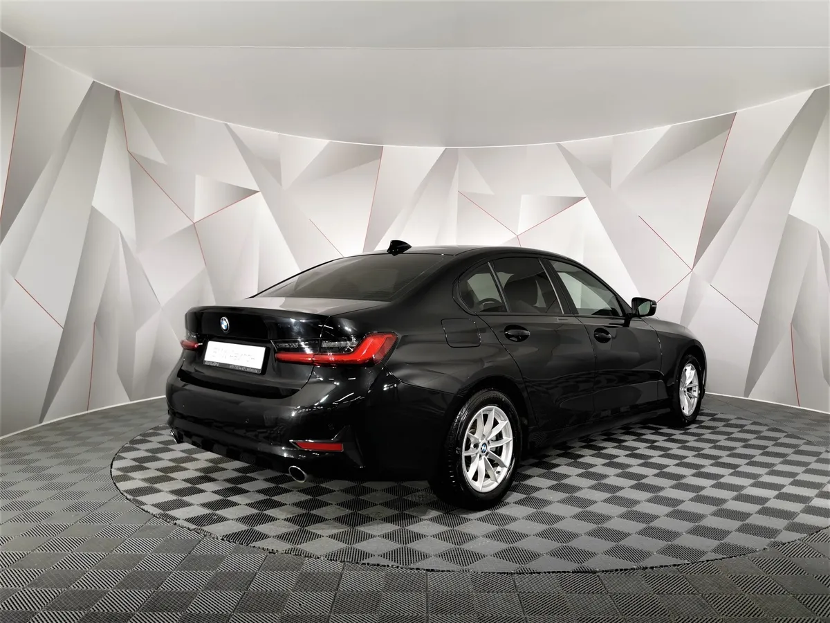 BMW 3 серия 318d Steptronic (150 л.с.) Черный в АВИЛОН. Слайд №2