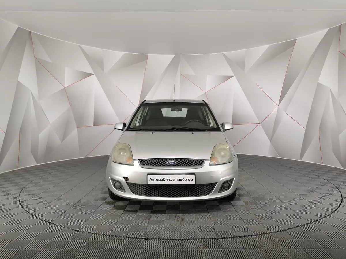 Ford Fiesta 1.6 Flex MT (100 л.с.) Серебристый в АВИЛОН. Слайд №7