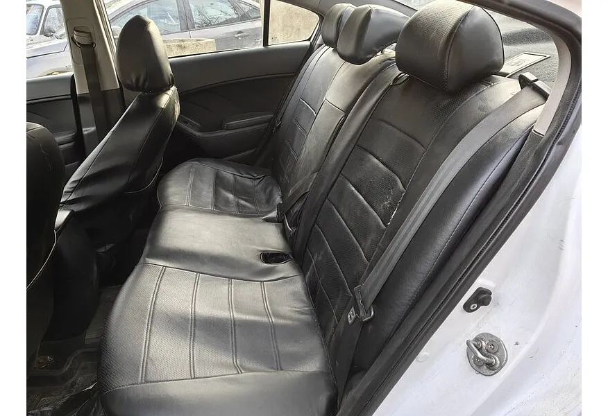 Kia Cerato 1.6 AT (130 л.с.) Comfort Белый в АВИЛОН. Слайд №7