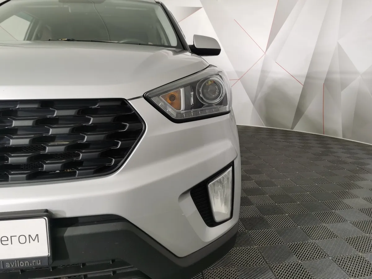 Hyundai Creta 2.0 AT (149 л.с.) Travel Серый в АВИЛОН. Слайд №9