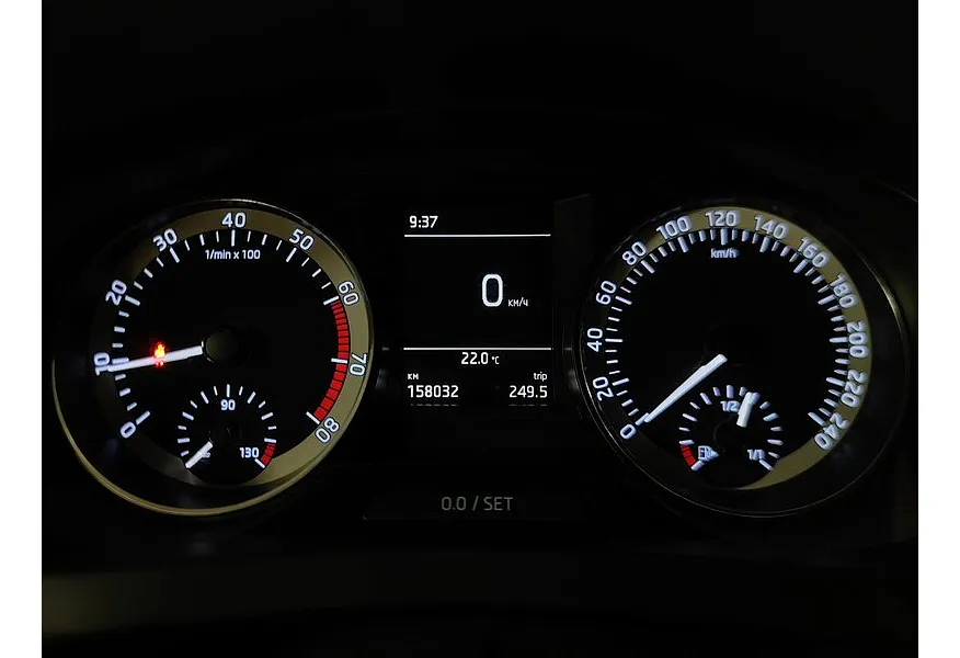 Skoda Rapid 1.6 MT (90 л.с.) Синий в АВИЛОН. Слайд №18