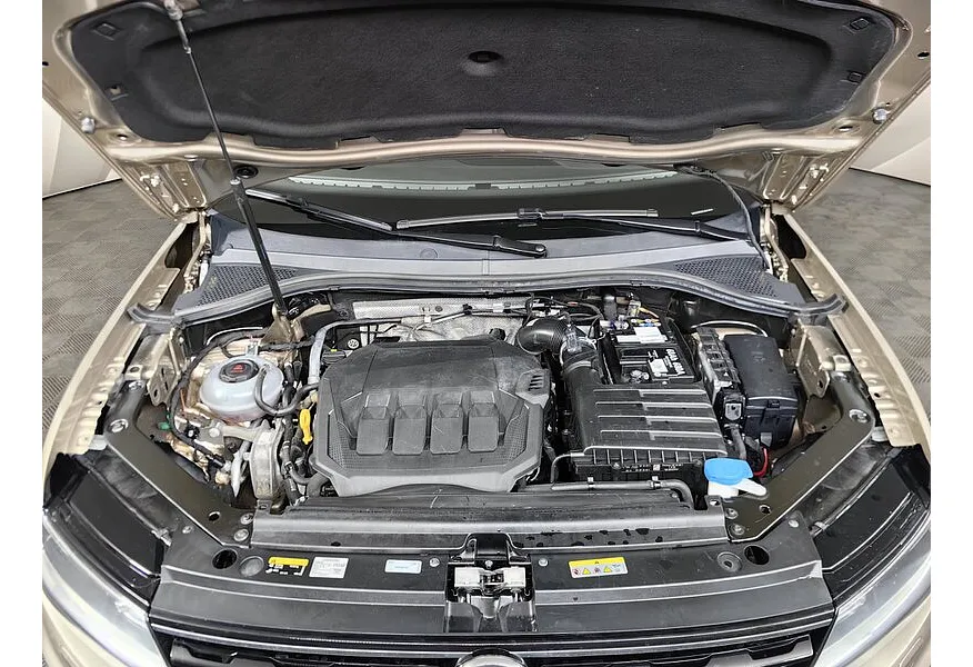 Volkswagen Tiguan 2.0 TSI 4Motion DSG (180 л.с.) Exclusive Коричневый в АВИЛОН. Слайд №11