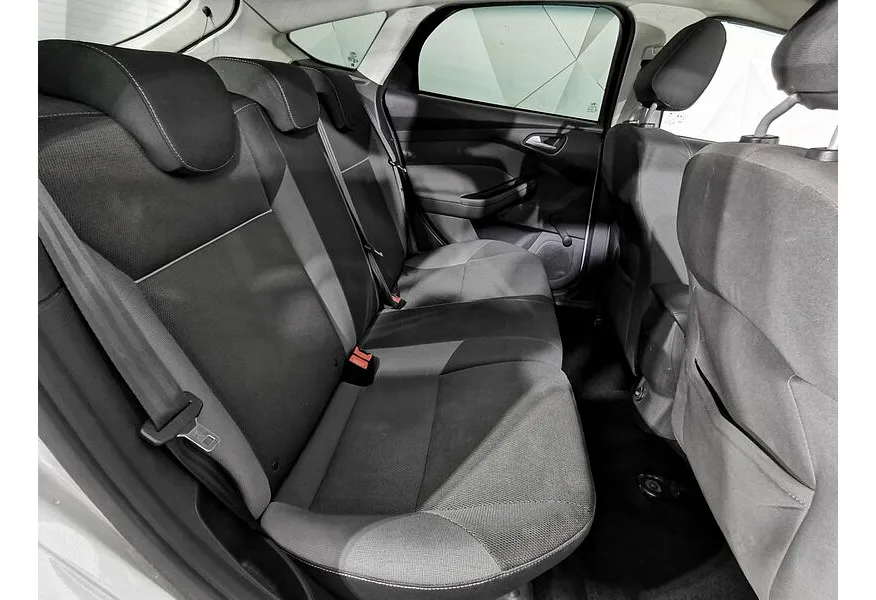 АВИЛОН - Ford Focus 1.6 MT (105 л.с.) Trend Серебристый - slide 8