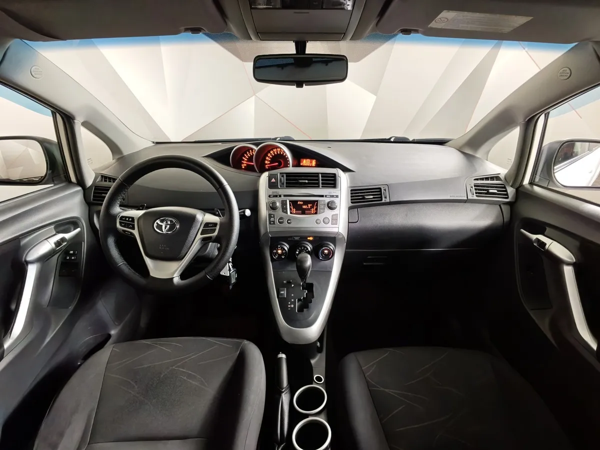 Toyota Verso 1.8 CVT (150 л.с.) Белый в АВИЛОН. Слайд №13