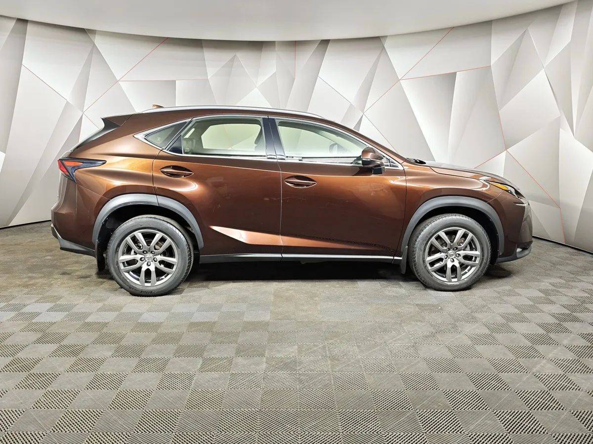 Lexus NX 200 CVT AWD (150 л.с.) Коричневый в АВИЛОН. Слайд №6