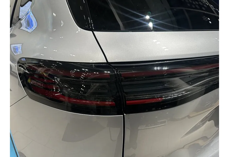 Geely EX5 EM-i 1.5 PHEV DHT FWD (218 л.с.) Max Серебристый в АВИЛОН. Слайд №19