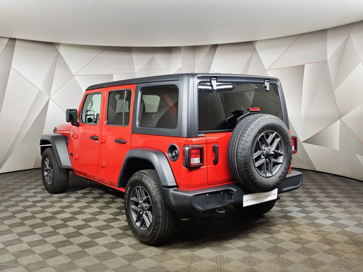 Jeep Wrangler 2.0 AT AWD (272 л.с.) Sport Красный в АВИЛОН. Слайд №4