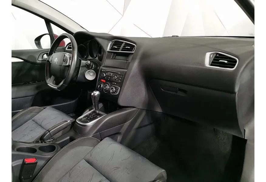 Citroen C4 1.6 VTi AT (120 л.с.) Красный в АВИЛОН. Слайд №13