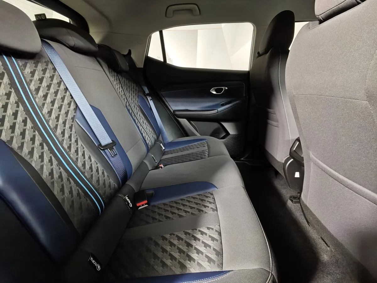 GAC GS3 1.5TG 7WDCT (170 л.с.) GS Синий в АВИЛОН. Слайд №16