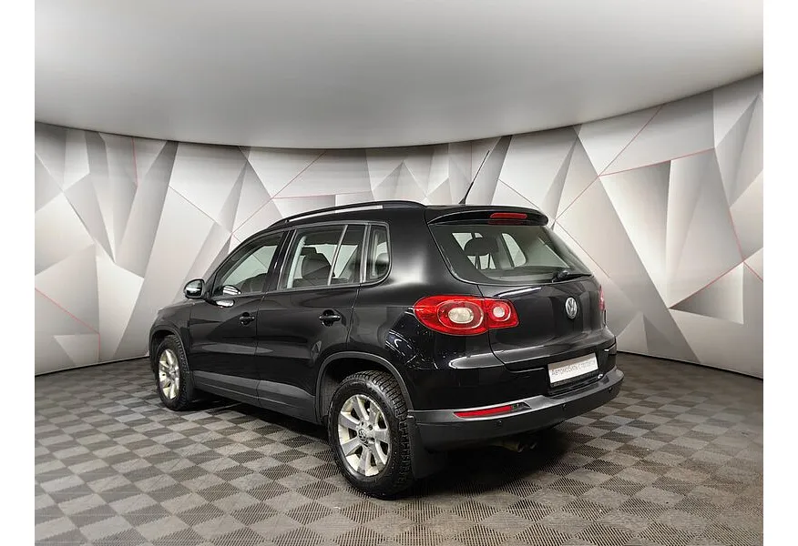Volkswagen Tiguan 2.0 TSI 4Motion AT (170 л.с.) Track & Field Черный в АВИЛОН. Слайд №4 Volkswagen Tiguan 2.0 TSI 4Motion AT (170 л.с.) Track & Field Черный в АВИЛОН. Слайд №4