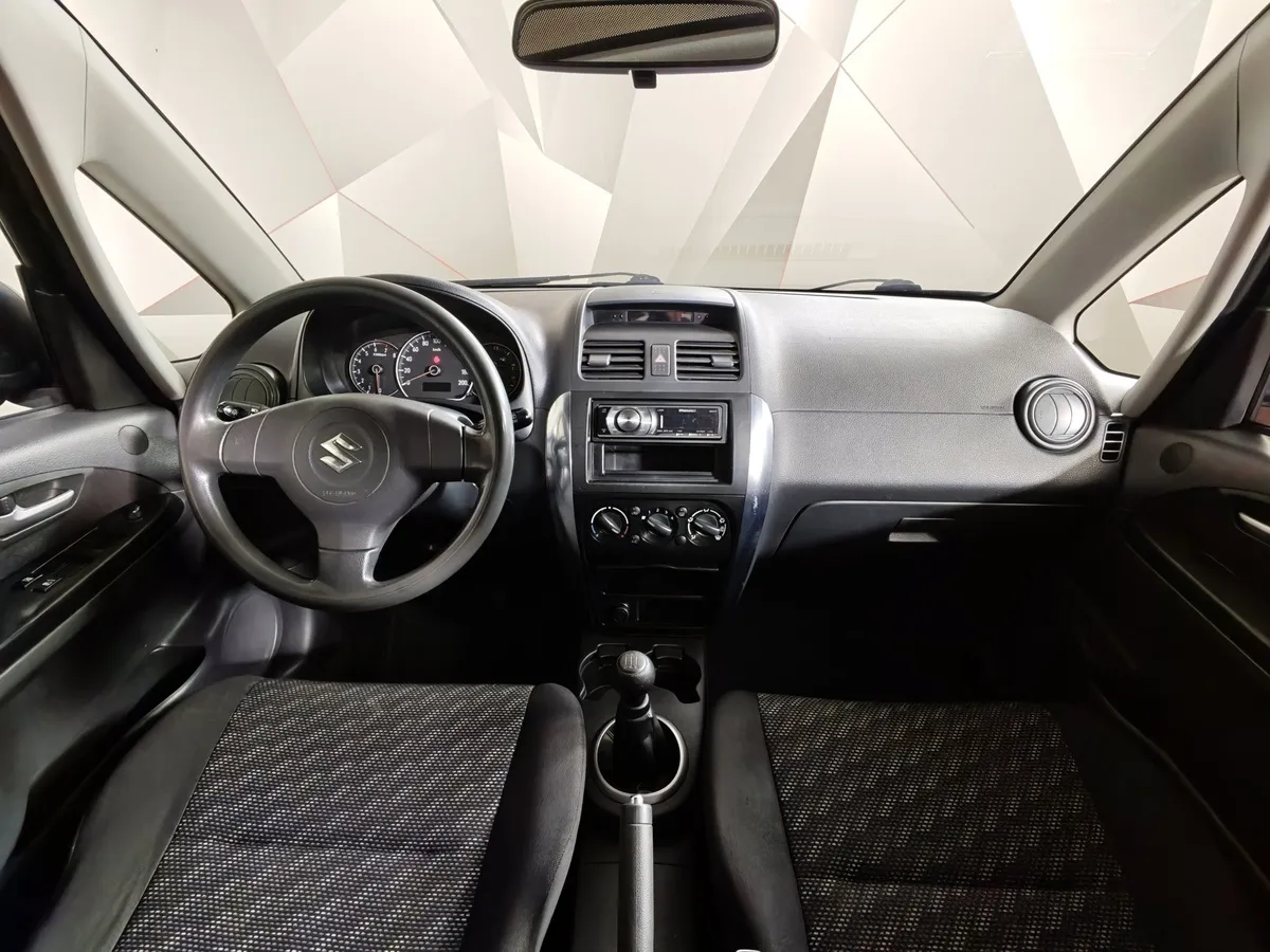 Suzuki SX4 1.6 MT (107 л.с.) Оранжевый в АВИЛОН. Слайд №14