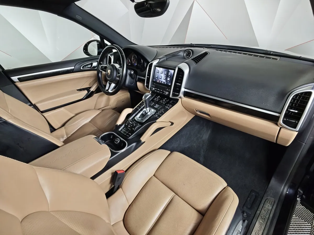 Porsche Cayenne Diesel 3.0 Tiptronic S AWD (245 л.с.) Черный в АВИЛОН. Слайд №12