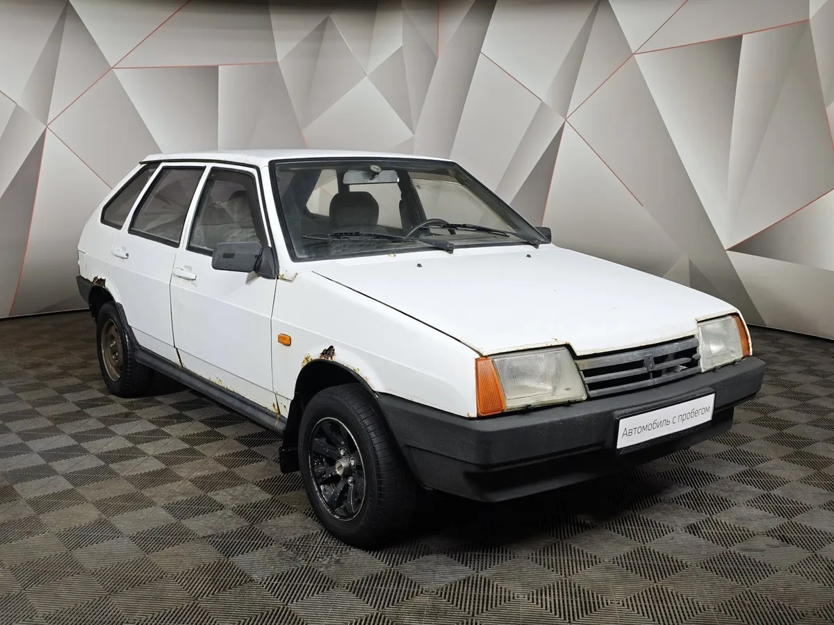 ВАЗ (Lada) 2109 2109 MT (64 л.с.) Белый в АВИЛОН. Слайд №3