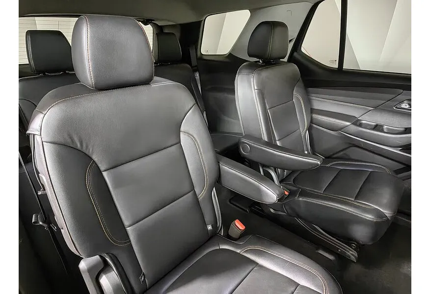 Chevrolet Traverse 3.6 AT AWD (318 л.с.) LT Черный в АВИЛОН. Слайд №17