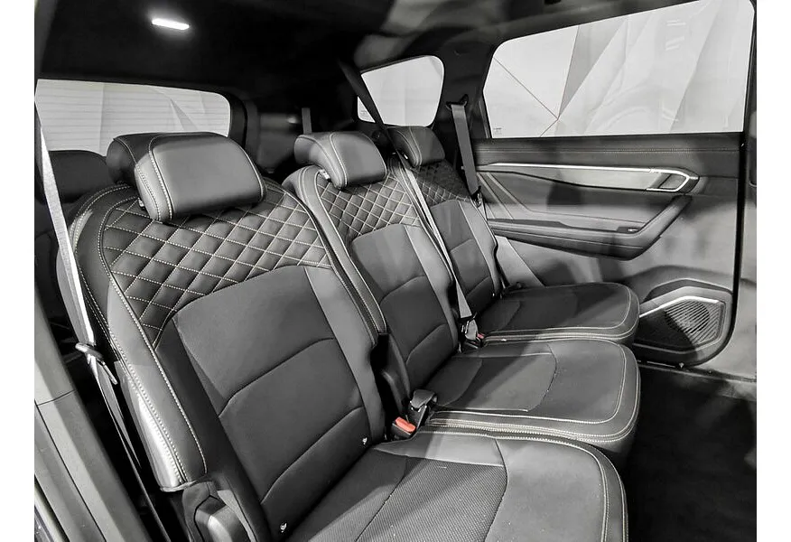 Geely Okavango 2.0T 7DCT 2WD (200 л.с.) Flagship Черный в АВИЛОН. Слайд №16