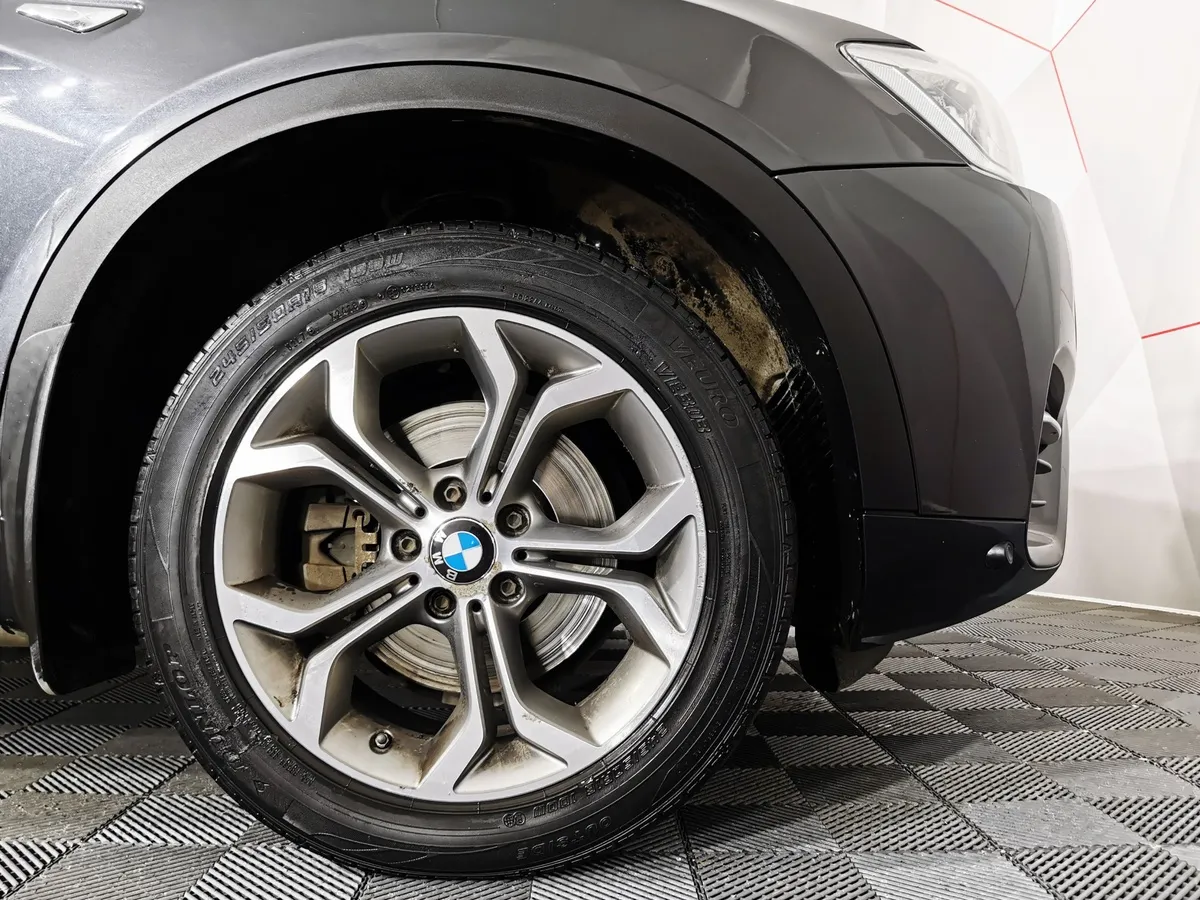 BMW X4 xDrive30d Steptronic (249 л.с.) Серый в АВИЛОН. Слайд №7