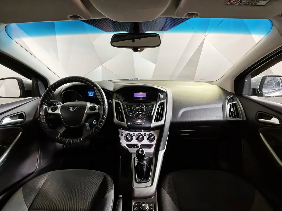 Ford Focus 1.6 MT (105 л.с.) Trend Серебристый в АВИЛОН. Слайд №12