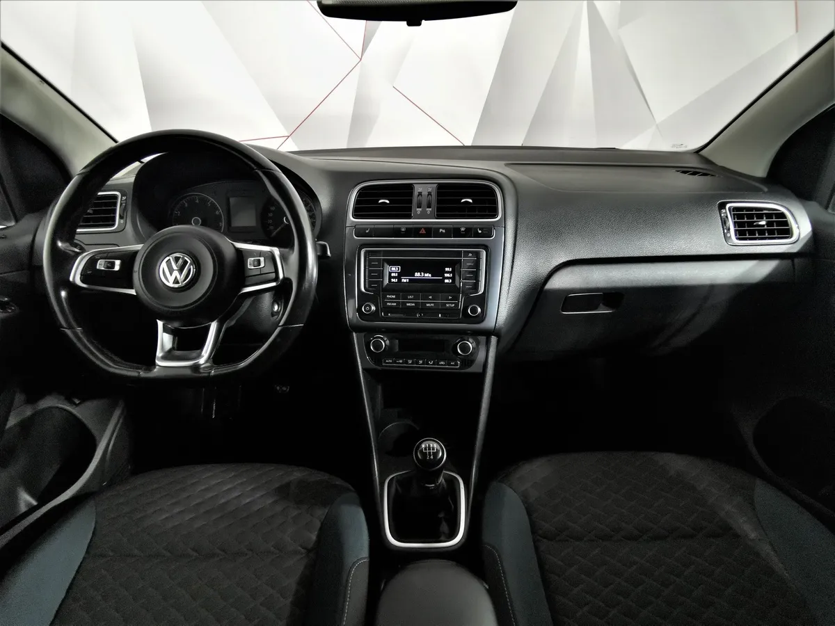 Volkswagen Polo 1.6 Tiptronic (105 л.с.) Comfortline Коричневый в АВИЛОН. Слайд №13