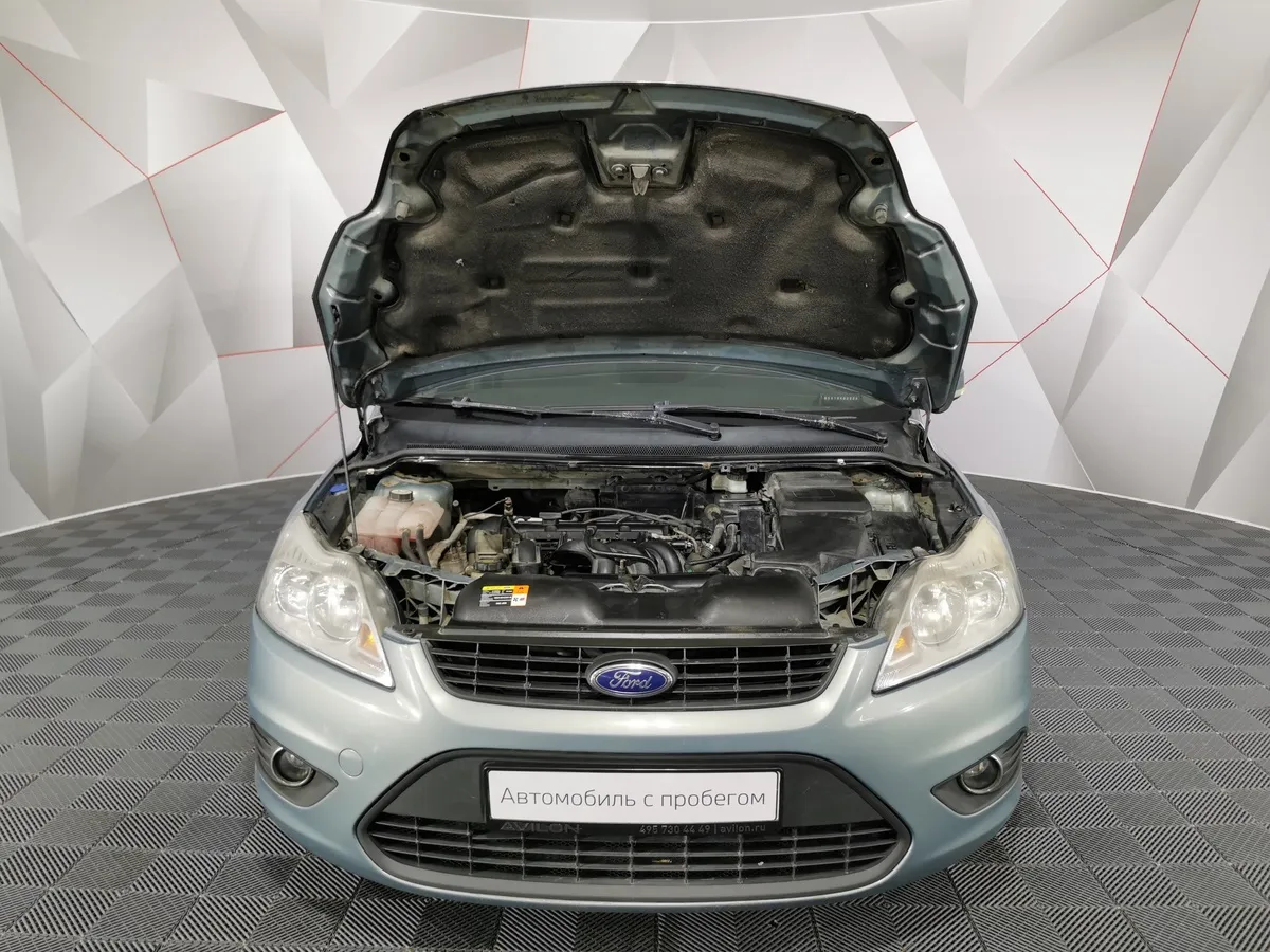 Ford Focus 1.6 AT (101 л.с.) Ghia Серый в АВИЛОН. Слайд №11