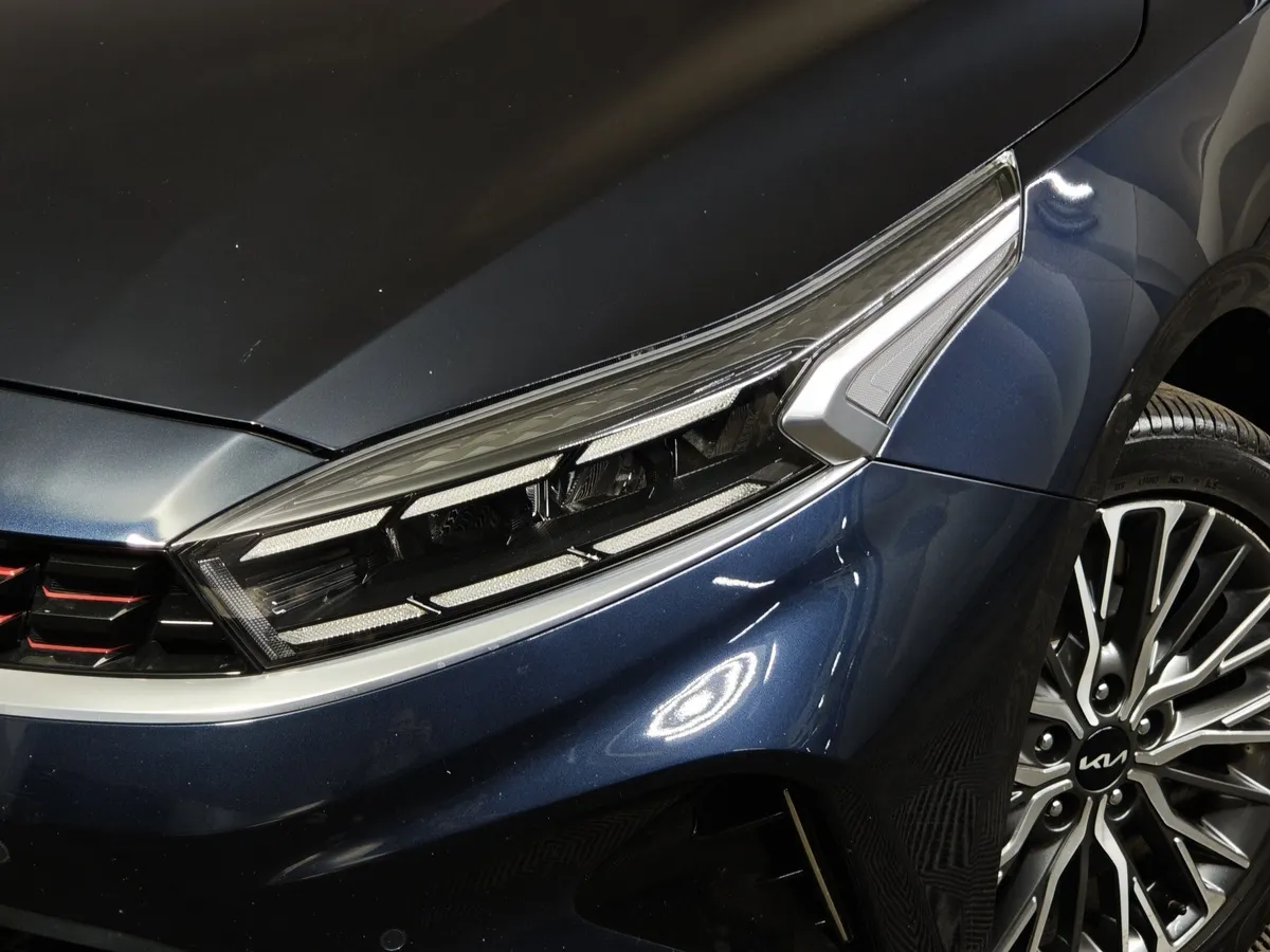 Kia Cerato 2.0 MPI AT (150 л.с.) GT Line Синий в АВИЛОН. Слайд №10