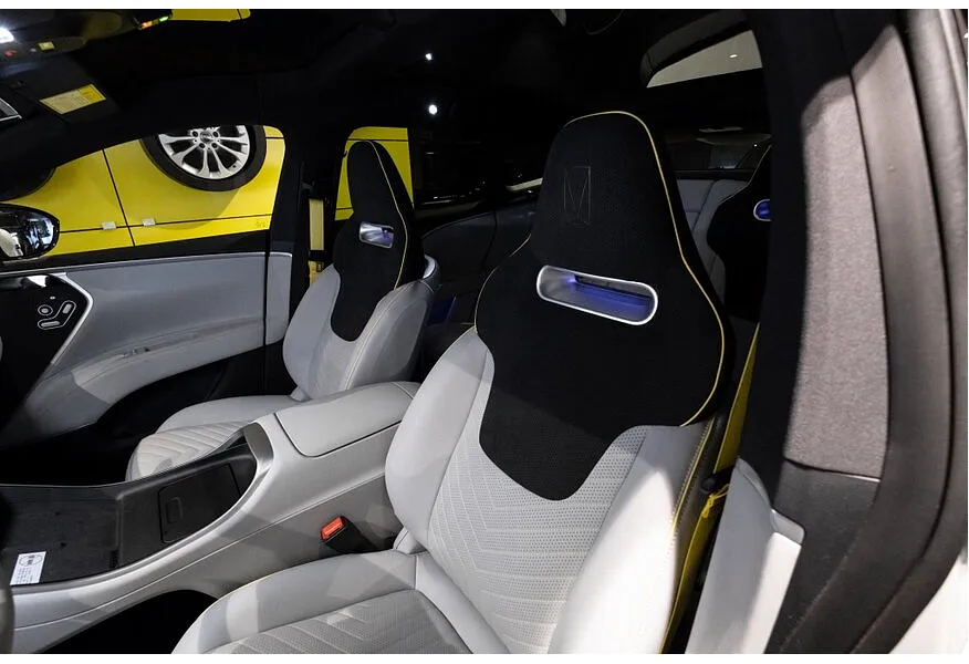 Avatr 11 Long Range Dual Motor AT 4WD (309 л.с.)  Luxury Edition  Серый в АВИЛОН. Слайд №12