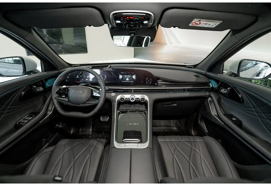 EXEED RX 2.0T 8AT 4WD (249 л.с.) Premium Серый в АВИЛОН. Слайд №8