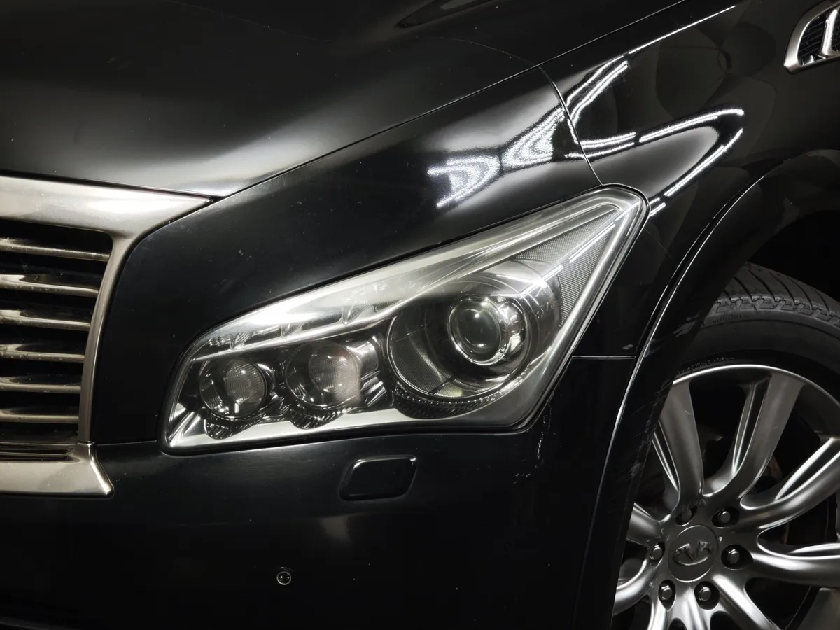 Infiniti QX-Series QX56 AT (405 л.с.) Черный в АВИЛОН. Слайд №10