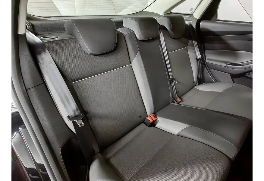 Ford Focus 1.6 PowerShift (125 л.с.) Trend Черный в АВИЛОН. Слайд №17