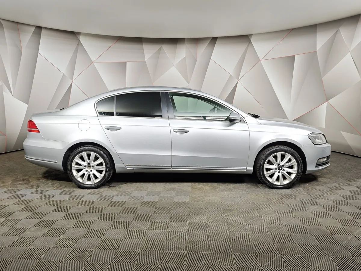 Volkswagen Passat 1.8 TSI DSG (160 л.с.) Серебристый в АВИЛОН. Слайд №6