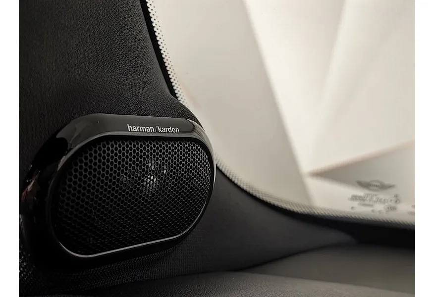 MINI 3 двери JCW 2.0 MT (231 л.с.) Серый в АВИЛОН. Слайд №17