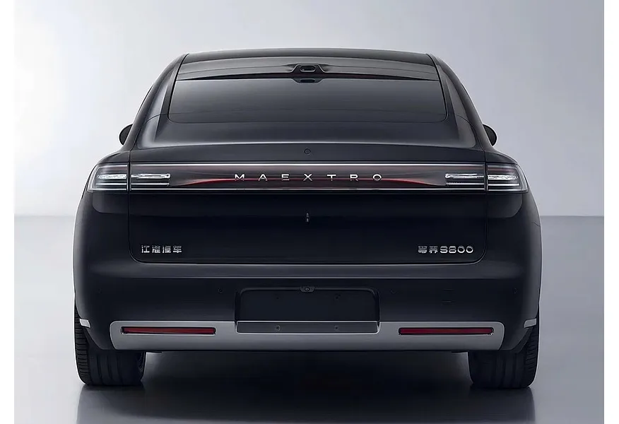 Maextro S800 1.5h AT (864 л.с.) Exclusive Черный в АВИЛОН. Слайд №3