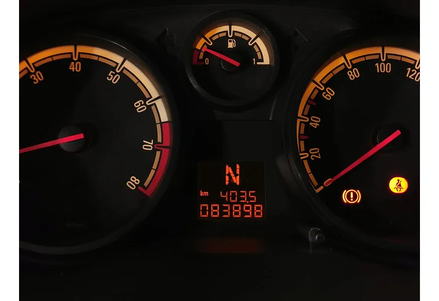 Opel Corsa 1.2 Easytronic (80 л.с.) Зеленый в АВИЛОН. Слайд №16