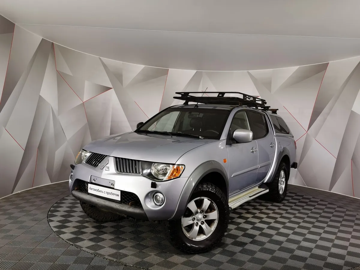 АВИЛОН - Mitsubishi L200 2.4 DID AT AWD (154 л.с.) DC Intense Серебристый - slide 10188712