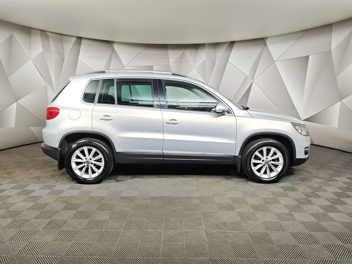 Volkswagen Tiguan 1.4 TSI 4Motion AT (150 л.с.) Серебристый в АВИЛОН. Слайд №6